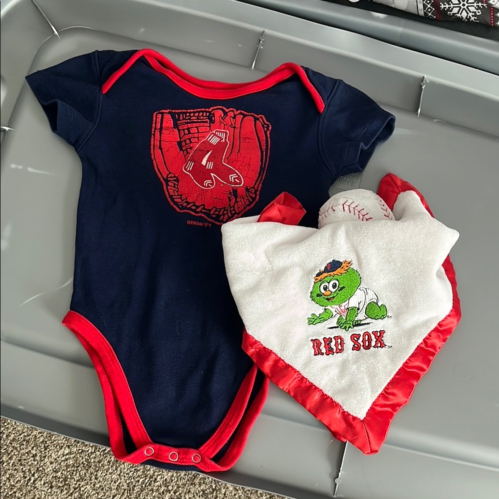2 piece baby Red Sox